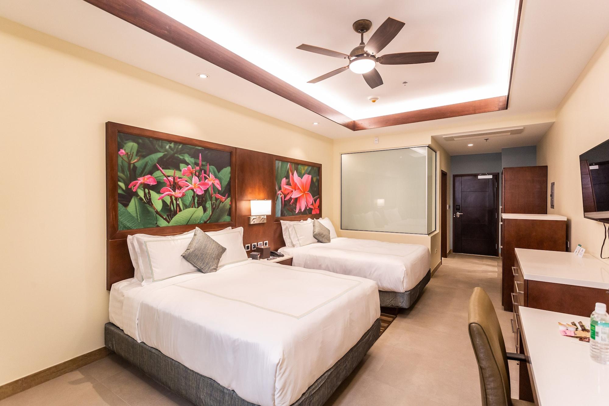 เซิร์ฟรีเดอร์ รีสอร์ต โฮเต็ล Hotel ไซปัน ภายนอก รูปภาพ