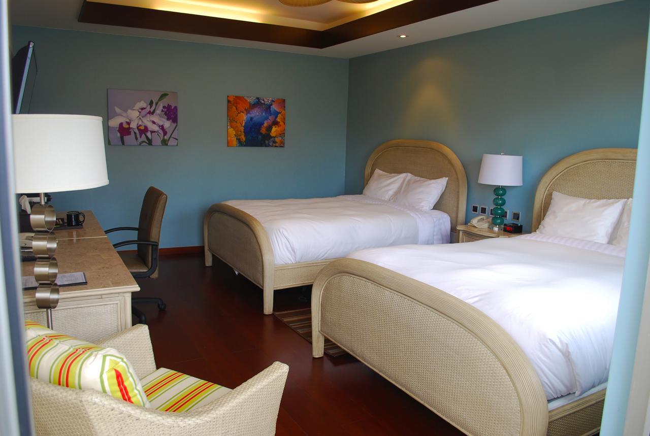 เซิร์ฟรีเดอร์ รีสอร์ต โฮเต็ล Hotel ไซปัน ภายนอก รูปภาพ