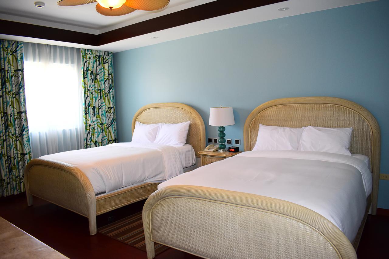 เซิร์ฟรีเดอร์ รีสอร์ต โฮเต็ล Hotel ไซปัน ภายนอก รูปภาพ