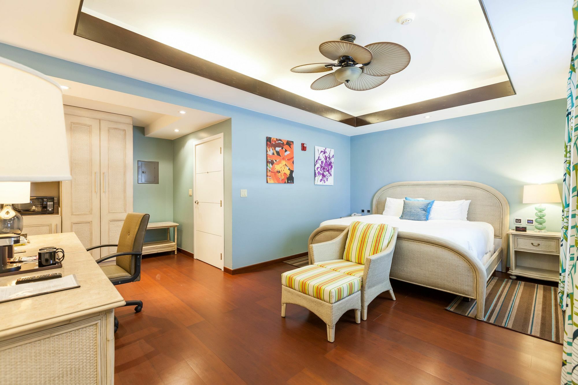 เซิร์ฟรีเดอร์ รีสอร์ต โฮเต็ล Hotel ไซปัน ภายนอก รูปภาพ